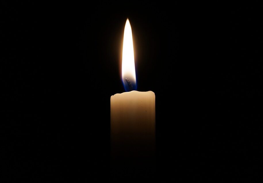 candle-2038736_960_720